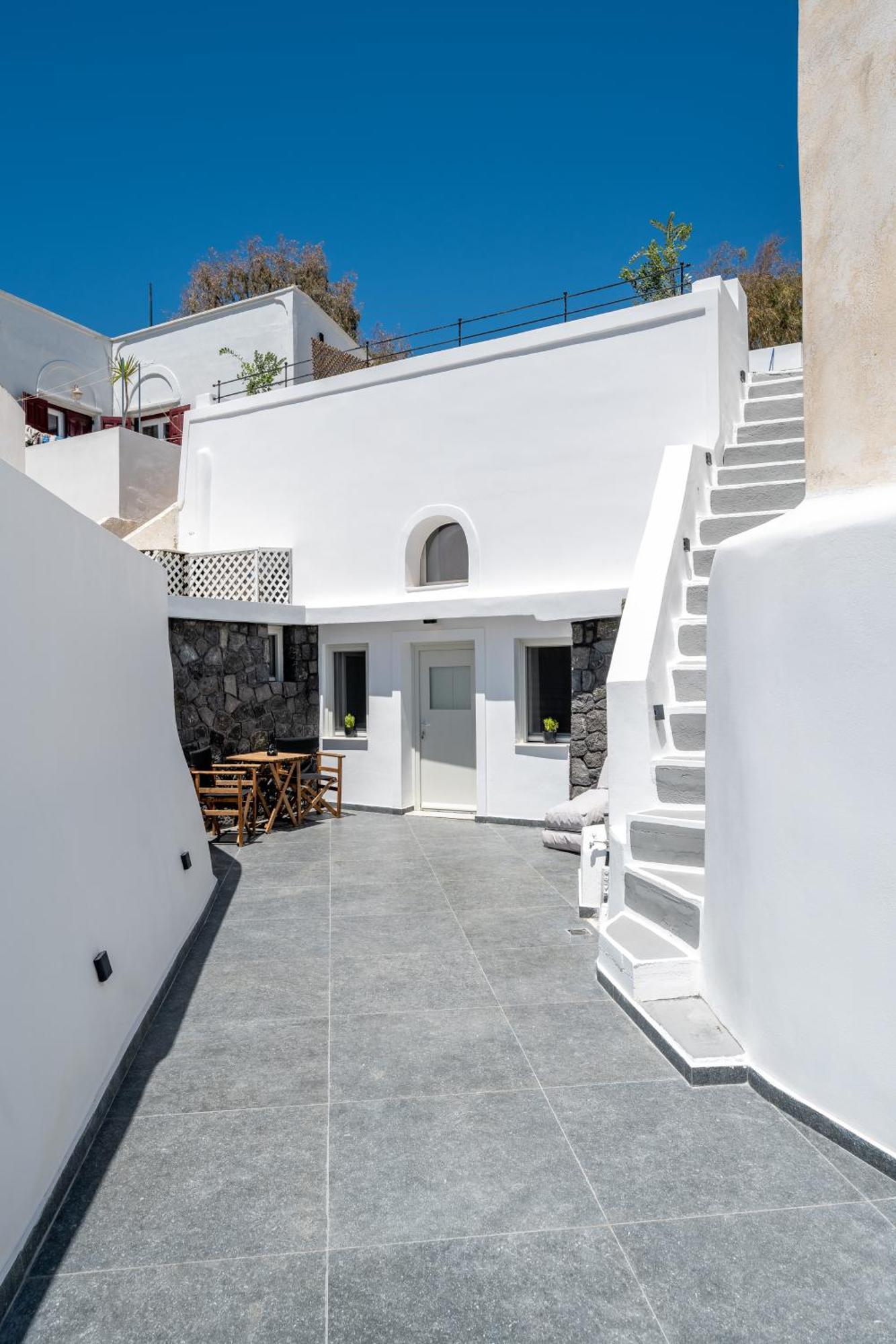 Angeleve Villa With Private Jacuzzi Fira  Zewnętrze zdjęcie