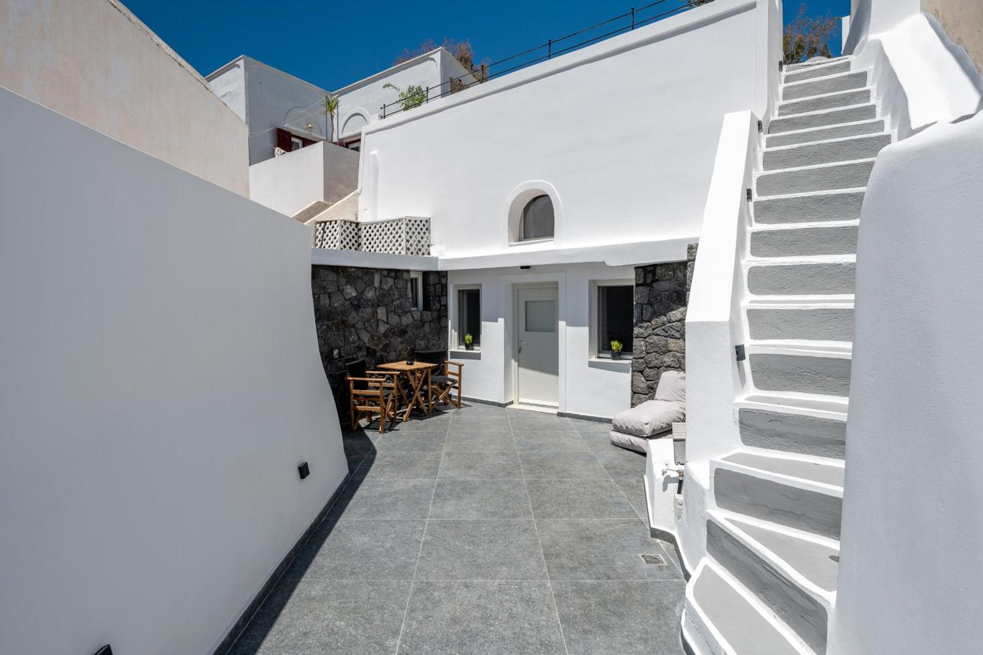 Angeleve Villa With Private Jacuzzi Fira  Zewnętrze zdjęcie