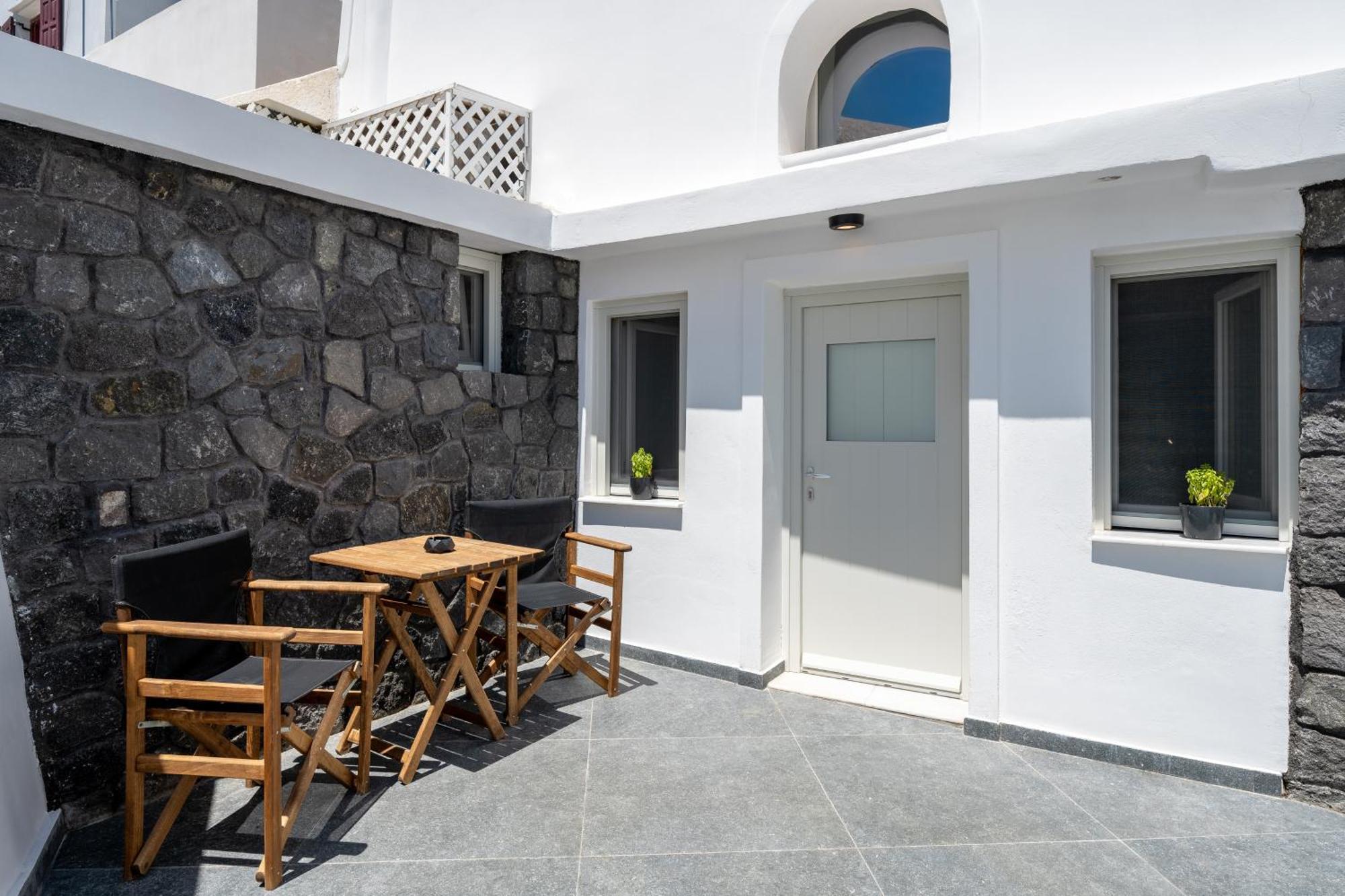 Angeleve Villa With Private Jacuzzi Fira  Zewnętrze zdjęcie